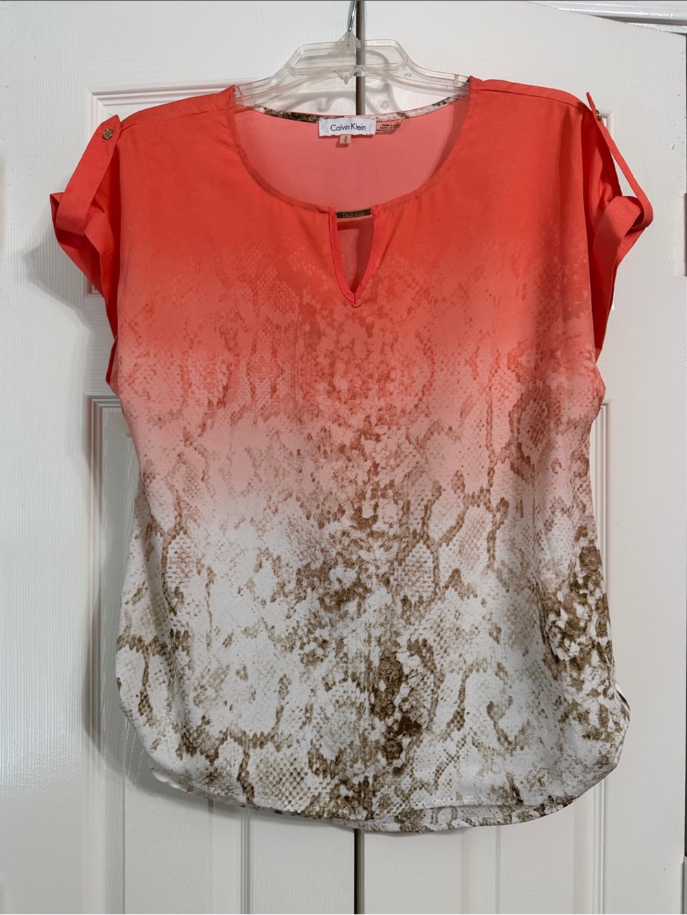 Calvin Klein Blouse Size Medium Coral Ombre Snake-Print Roll-Sleeve Blouse